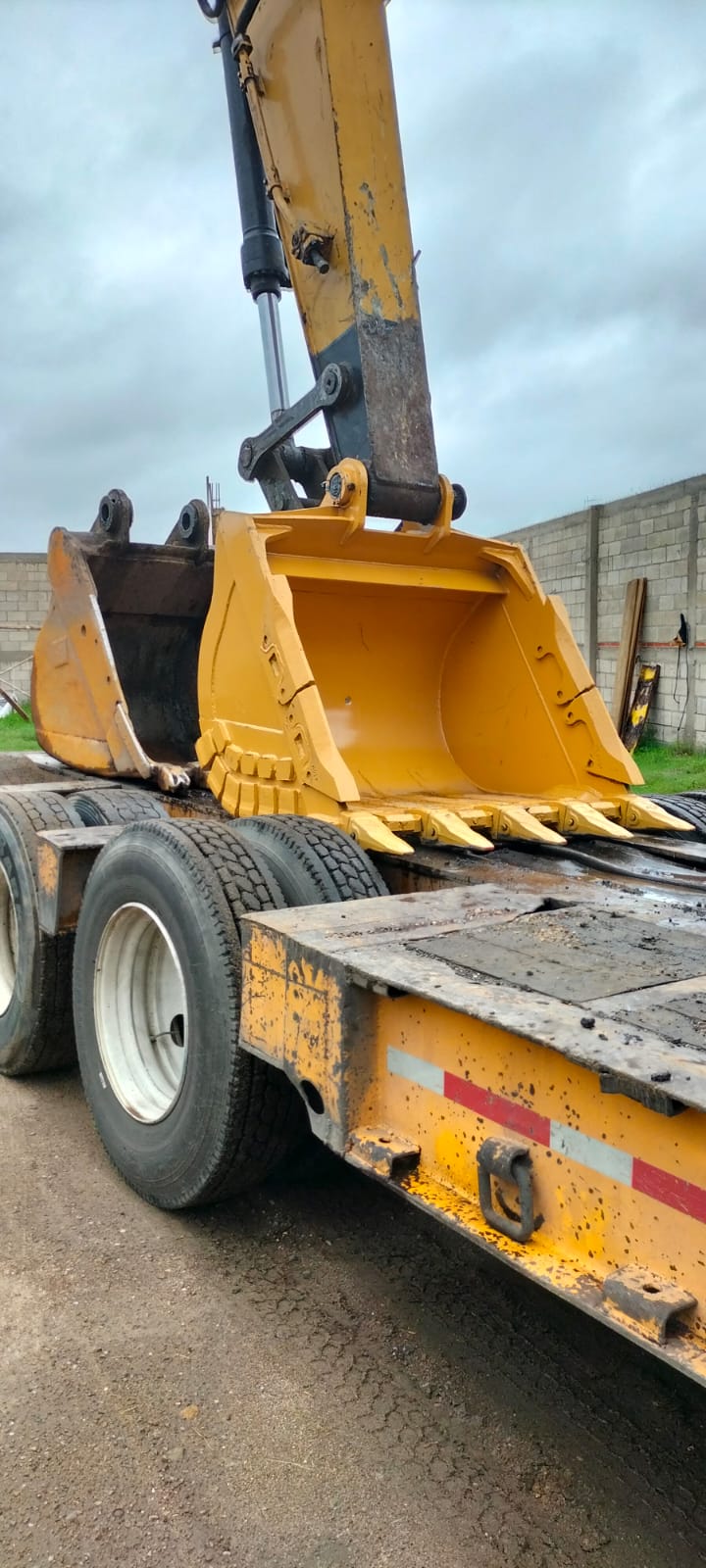 Botes para Excavadora
